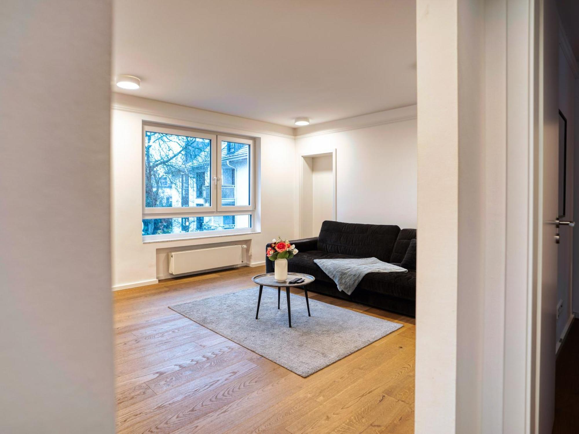 Whirlpool - Zentral - Designloft Mit Xxl Terrasse Apartman Wiesbaden Kültér fotó