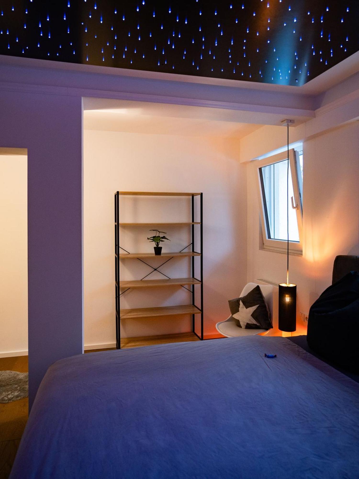 Whirlpool - Zentral - Designloft Mit Xxl Terrasse Apartman Wiesbaden Kültér fotó