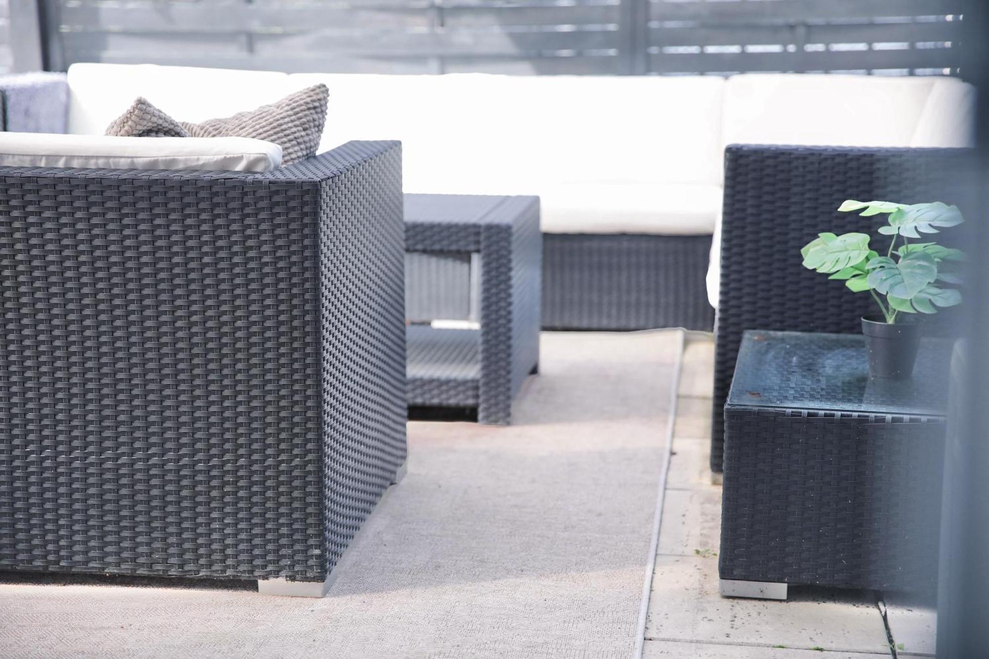Whirlpool - Zentral - Designloft Mit Xxl Terrasse Apartman Wiesbaden Kültér fotó